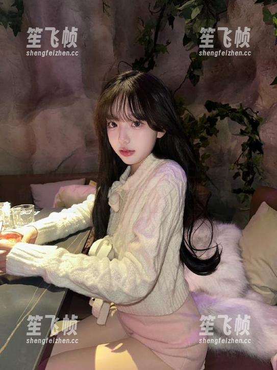 我觉得“155hl”上的每个资源都在说：“快来继续吃瓜，我有更多！”