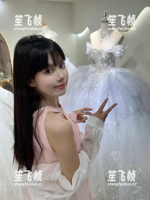 直达166.run，有些瓜不是我想吃的，但总忍不住点开。