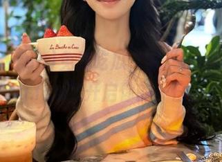 免费吃瓜，从“www.//51cg.fun”开启你的一日三餐！