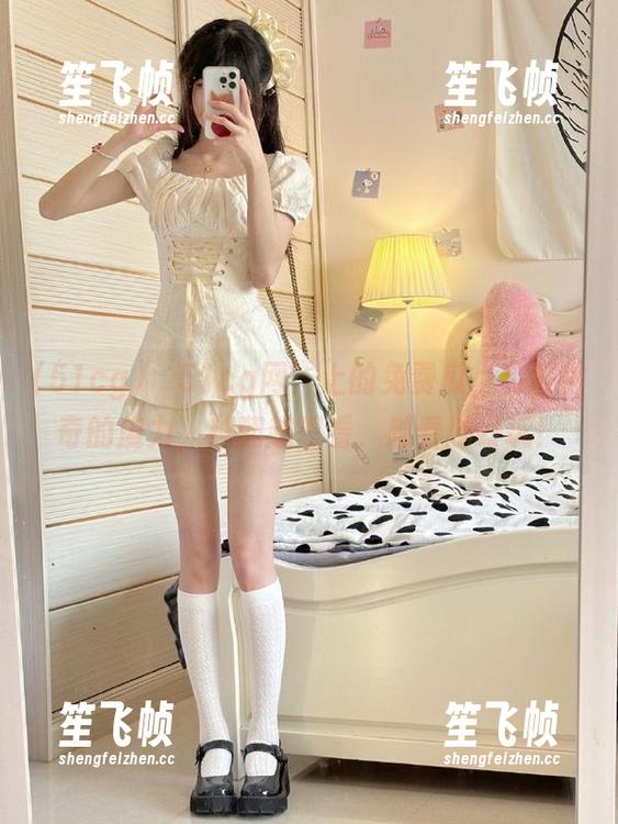 ‘51cg网’上的免费瓜，有股神奇的魔力，越翻越想看，越看越好玩！