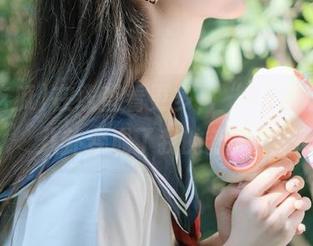 在线查看更多，“98吃瓜”让八卦变成了我的新宠！