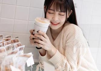 听说“fuli23”上资源更新得飞快,我这双眼睛跟不上节奏了呀。
