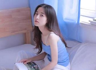 “www.吃瓜”传送门在这里:一秒进入瓜的宇宙,哦,对,脸上带妆的。
