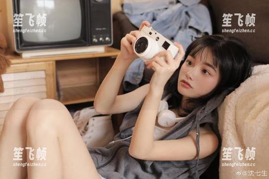www.吃瓜 在“www.吃瓜”上溜达,两条线路交错,没事先来说说你猜的那个吧!