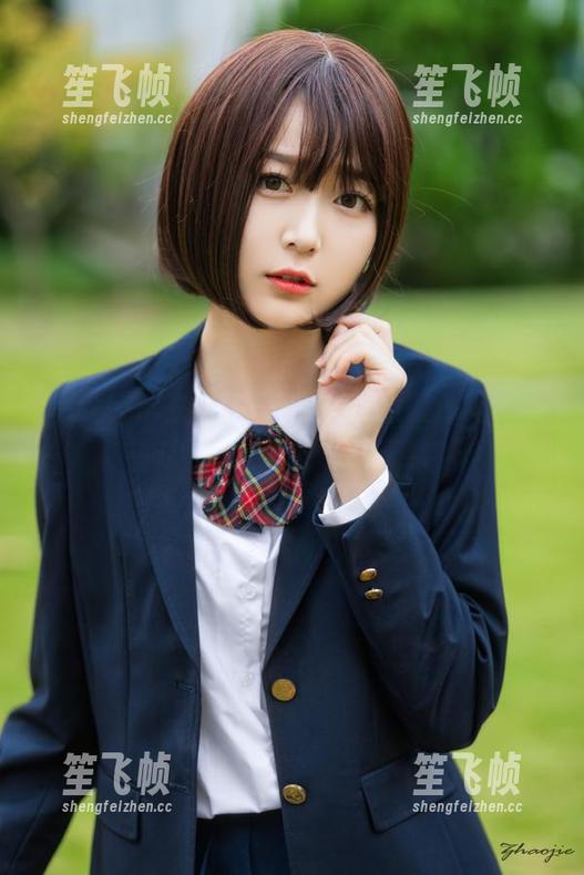 常去“zztt11”网页就像喝了咖啡，提神但更多是无奈