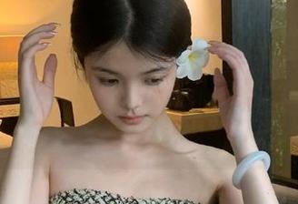 下载九一黑料，今天的八卦界女王战怎么才能不被套路呢？让我来告诉你！
