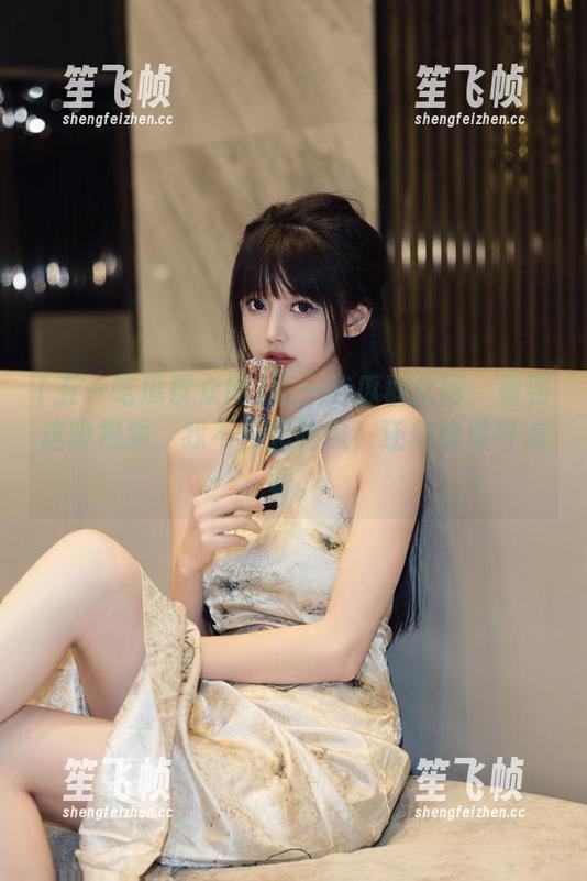 五一吃瓜群众网：看到这段视频，我不仅想吃瓜，还想给编导点赞。