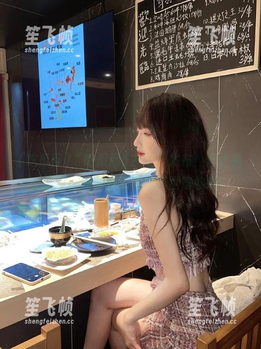 “吃瓜网52cg”发布：何止是一颗瓜，简直是瓜园的旷世奇物啊！