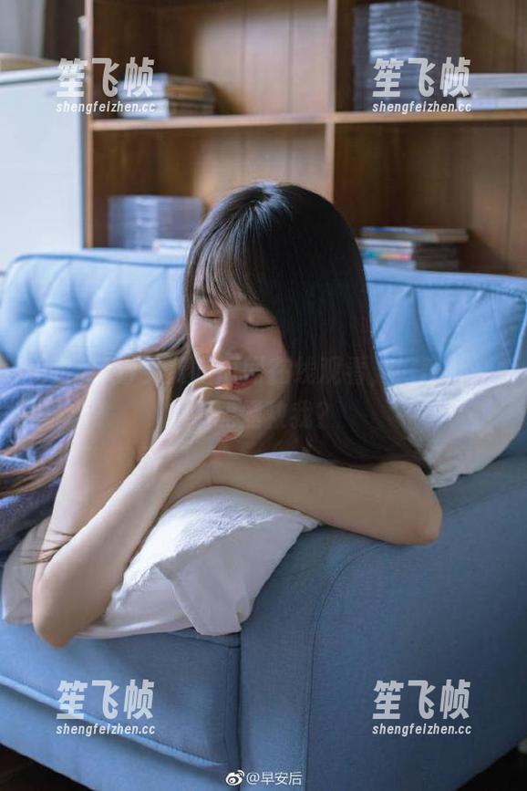 免费吃瓜网在线观看，好奇心能不能拯救我？