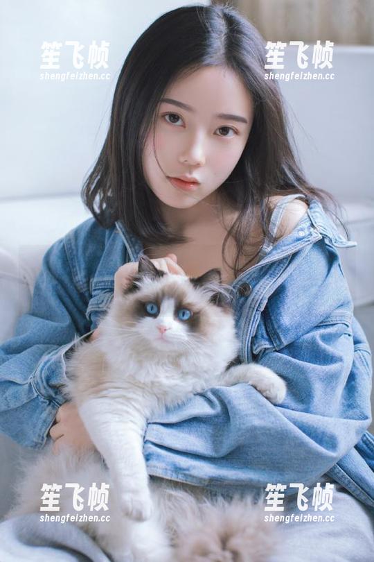 911吾爱吃瓜首页：你以为瓜只会甜？不，今天它还带了波神秘的酸！