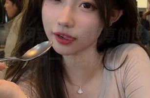 用苹果设备畅享的世界，爆料海角带你进行一场热辣的吃瓜旅程！