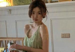 烦恼都抛到九霄云外，来“zztt52.ccm黑料不打烊”这趟传送门，保证八卦永不停歇。