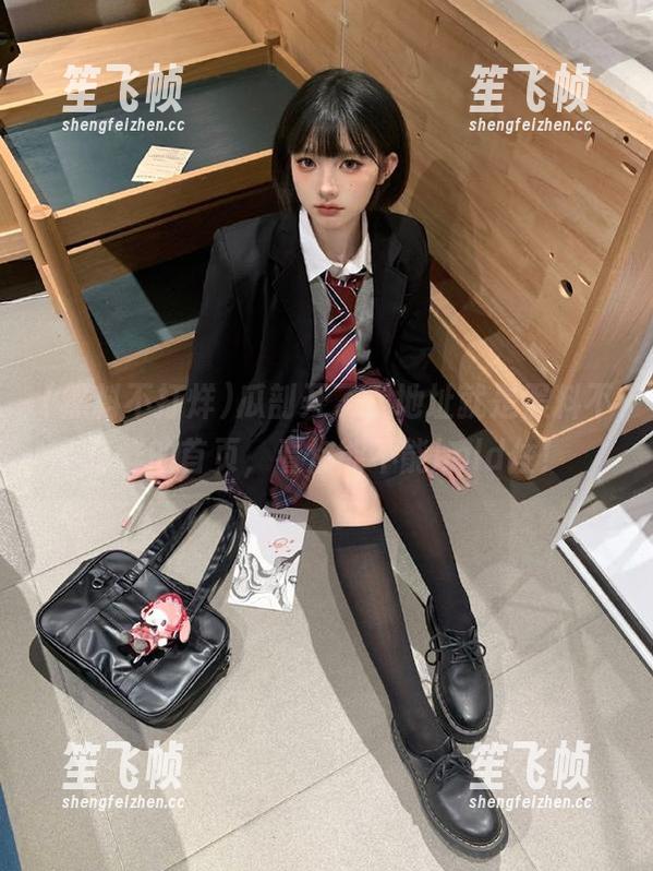 黑料不打烊 瓜剖开了,地址就是黑料不打烊的首页,看你能不能hold住!