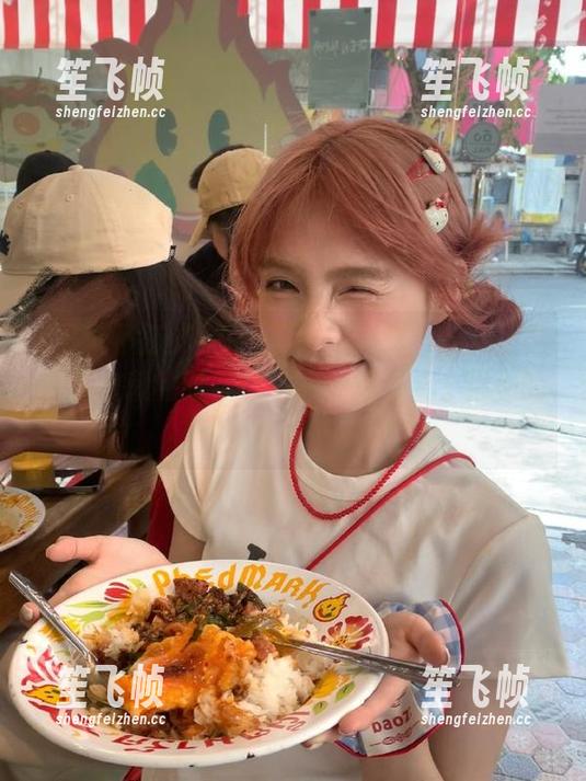 在“黑料不打烊”遇见正能量，收藏的时候你也许会想到某个特别的人！