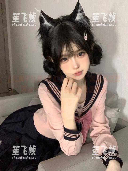 黑料不打烊 吃瓜人必备:“黑料不打烊”网站——穿越了热搜的九阴真经。