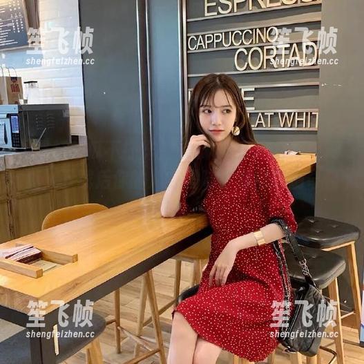 黑料吃瓜不打烊 “黑料吃瓜不打烊”网页,下载后你的八卦口味会变得特别奇怪哦。