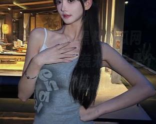 ios的黑料吃瓜网，在线观看都觉得一阵阵热浪袭来，这是个斗智斗勇的现场直播吗？