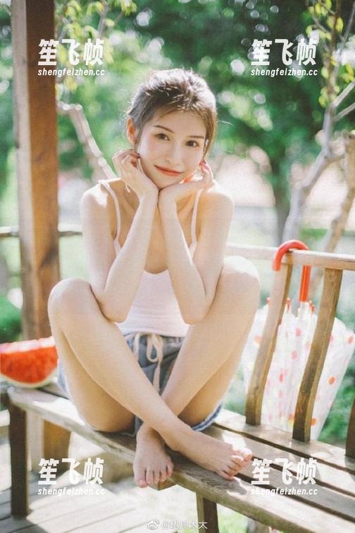 “万篇长征黑料正能量”发布速度绝了，难道我就是那股潮流的见证者？