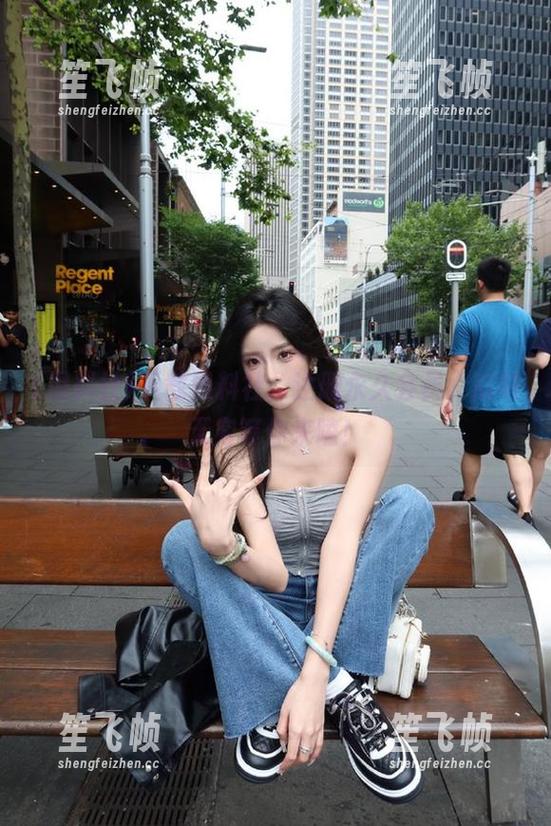 黑料社 下载黑料社,注册永久会员,瓜味无穷等你来嗑!