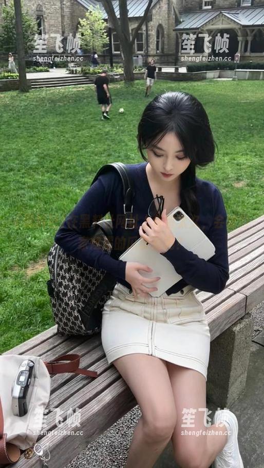黑料社 在黑料社网址上停留太久,会被自家炫耀的瓜吸引吗?